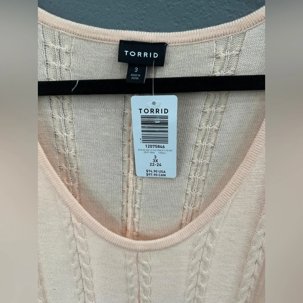 Torrid Acas blush Cable Knit Sweater Dress Size 3(3X) Pink Peach (22/24) NWT - Picture 5 of 5
